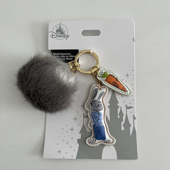 Disney Accessories - NWT Judy Hopps zootopia Disney Keychain set